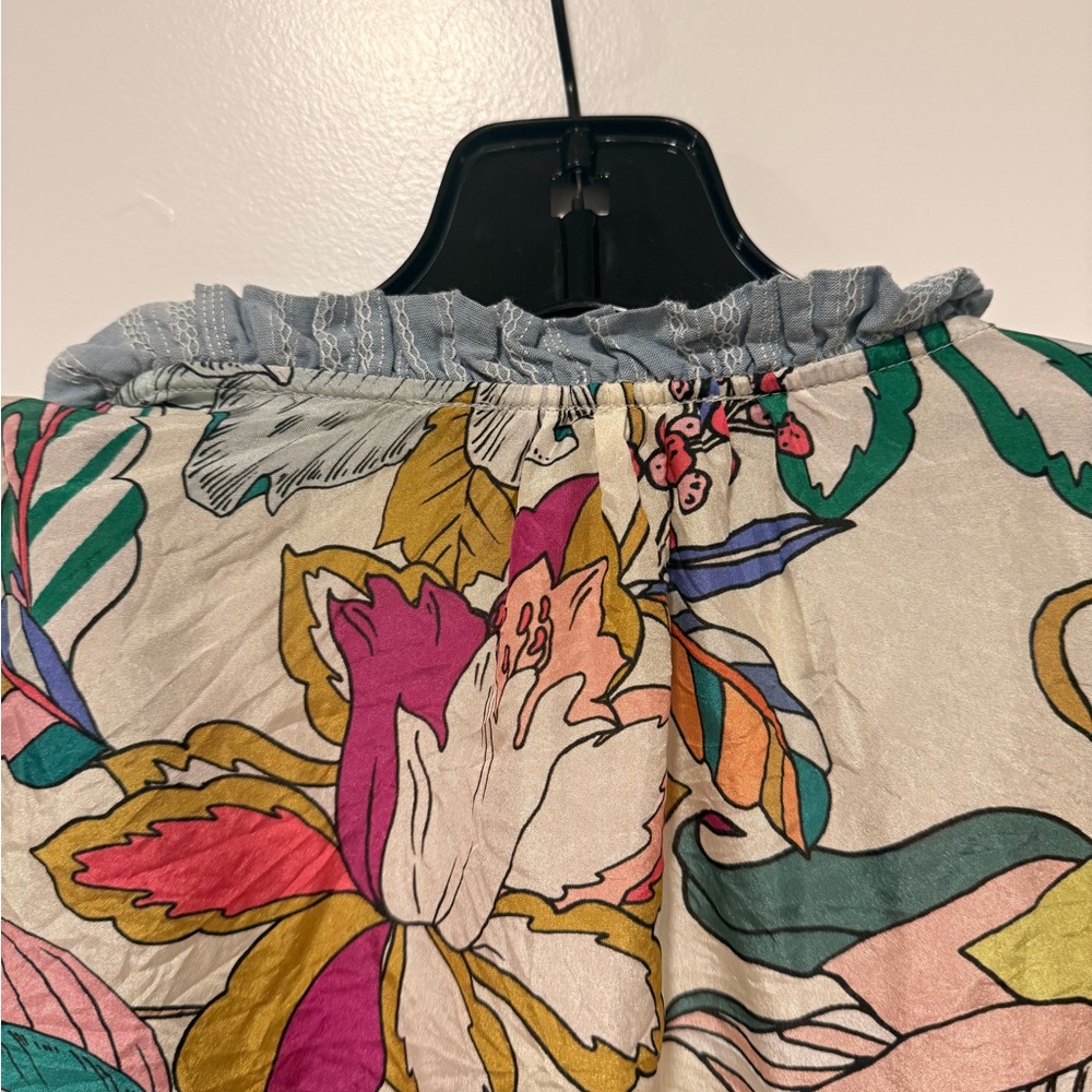 Johnny Was Light Blue Embroidered Blouse - Picture 5 of 8